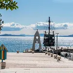& Ardian-mandi Sarande-albania Sarandë