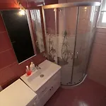 & Ardian-mandi Sarande-albania Apartamento