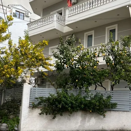 & Ardian-mandi Sarande-albania Sarande