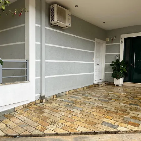 & Ardian-mandi Sarande-albania *