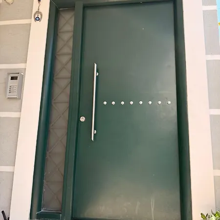 Apartment & Ardian-mandi Sarande-albania *