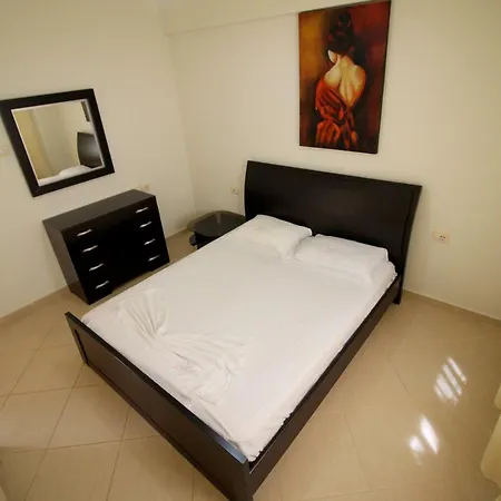 & Ardian-mandi Sarande-albania * Sarande