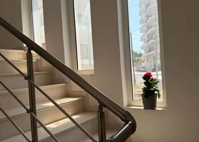 & Ardian-mandi Sarande-albania *