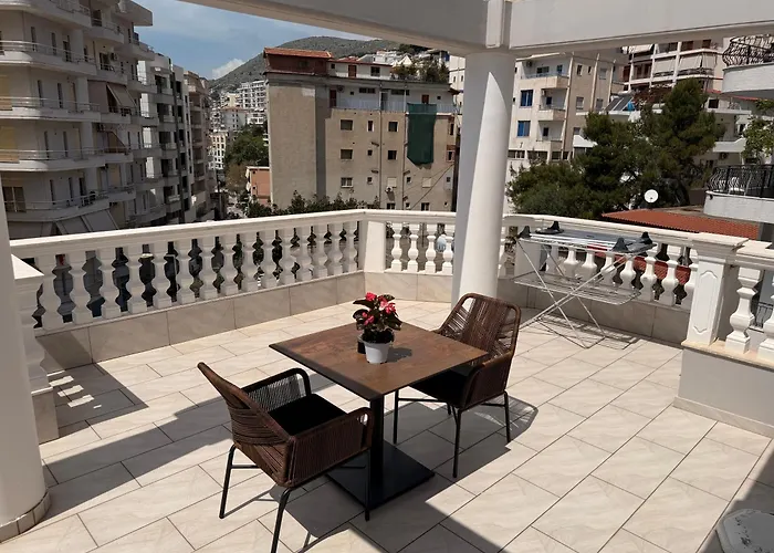 & Ardian-mandi Sarande-albania * Sarandë