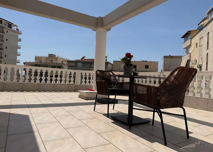 & Ardian-mandi Sarande-albania Appartement