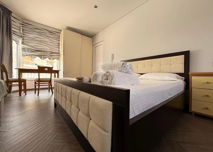 & Ardian-mandi Sarande-albania Appartement