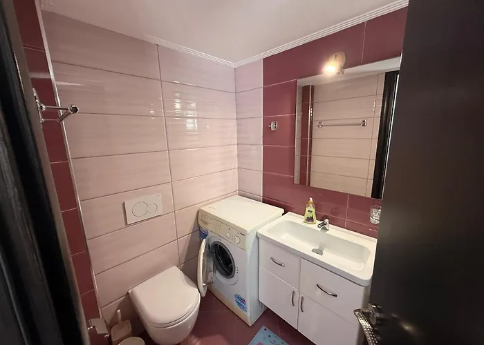 & Ardian-mandi Sarande-albania * Sarandë