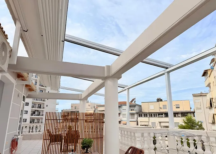 & Ardian-mandi Sarande-albania * Saranda